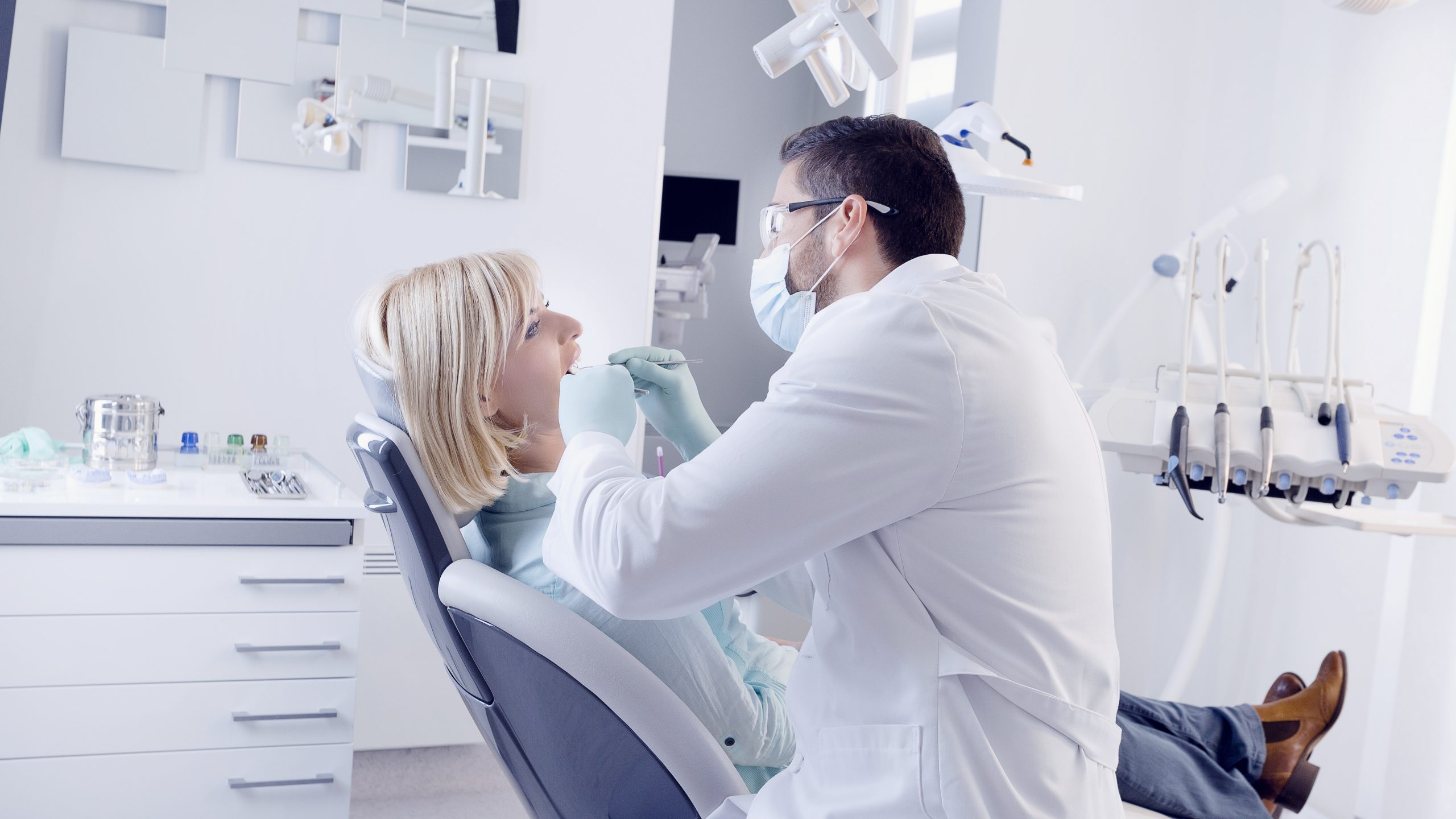 Dentist in Kansas City, KS
